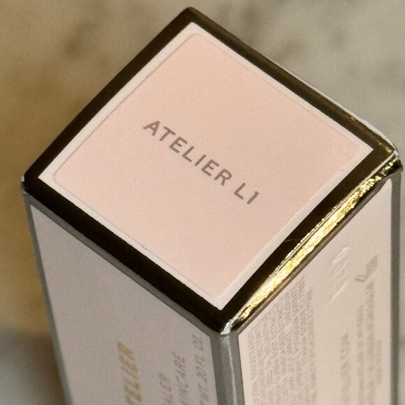 Westman Atelier Vital Skincare Concealer | Atelier L1 | NEW MAKEUP - Picture 2 of 6